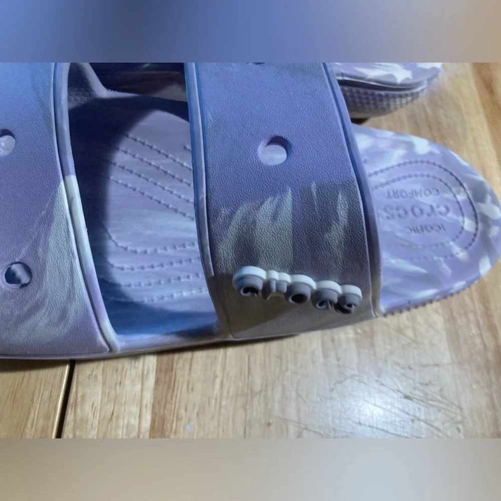 Crocs in Purple/white slide on sandals in size Men’s 13z. Great condition
